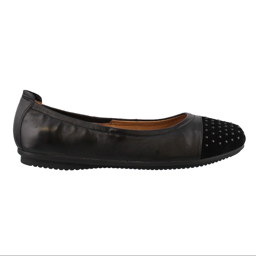 Josef Seibel Pippa 43 Leather Studded Slip-On Flats. Size 9 (40)